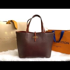 Ferragamo handbag original